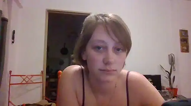 Snapshot of stupid_babybird chatting on 12/19/24, 07:18 stupid babybird online show from 12/19/24, 07:18