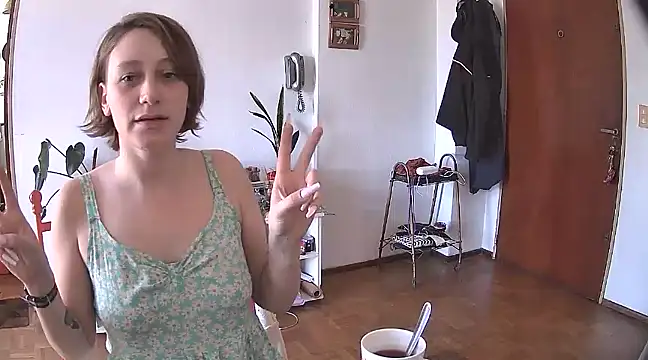 Snapshot of stupid_babybird chatting on 12/28/24, 05:46 stupid babybird online show from 12/28/24, 05:46