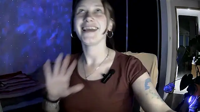 Snapshot of stupid_babybird chatting on 10/06/25, 12:19 stupid babybird online show from 10/06/25, 12:19