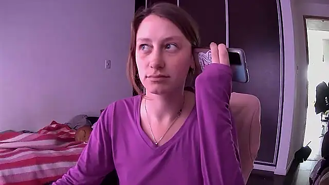 Snapshot of stupid_babybird chatting on 10/06/25, 05:54 stupid babybird online show from 10/06/25, 05:54