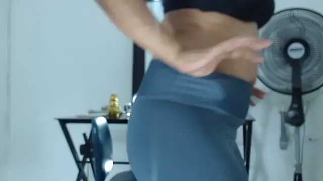 Snapshot of keyla-sensual chatting on 01/11/25, 09:46 keyla-sensual online show from 01/11/25, 09:46