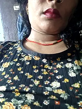 Snapshot of Ritasingh-0461 chatting on 07/09/26, 05:44 Ritasingh-0461 online show from 07/09/26, 05:44