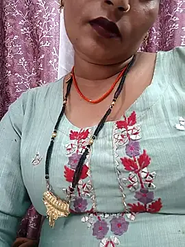 Snapshot of Ritasingh-0461 chatting on 07/10/26, 07:34 Ritasingh-0461 online show from 07/10/26, 07:34