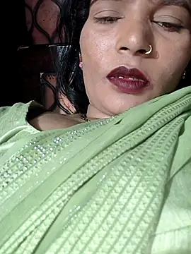 Snapshot of Ritasingh-0461 chatting on 07/14/26, 03:55 Ritasingh-0461 online show from 07/14/26, 03:55