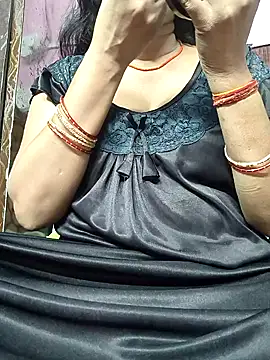 Snapshot of Ritasingh-0461 chatting on 07/16/26, 02:28 Ritasingh-0461 online show from 07/16/26, 02:28
