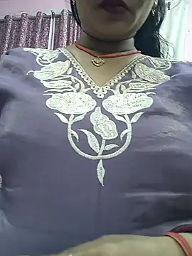 Snapshot of Ritasingh-0461 chatting on 07/26/26, 09:05 Ritasingh-0461 online show from 07/26/26, 09:05