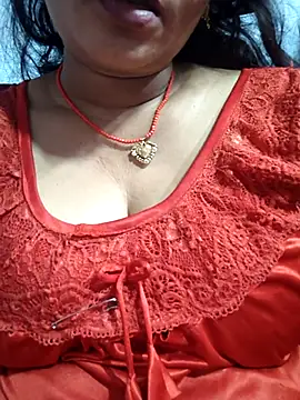 Snapshot of Ritasingh-0461 chatting on 07/28/26, 11:50 Ritasingh-0461 online show from 07/28/26, 11:50