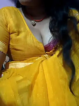 Snapshot of Ritasingh-0461 chatting on 07/28/26, 07:39 Ritasingh-0461 online show from 07/28/26, 07:39