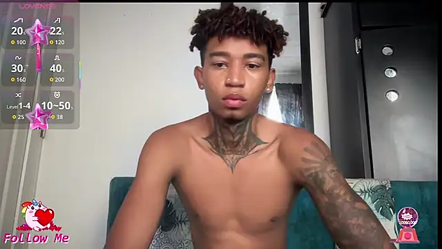 sexy blacks  online show from 11/03/25, 12:06