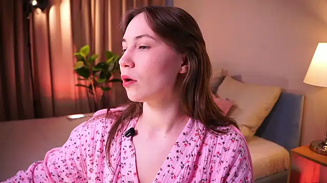askaudrey  online show from 05/04/26, 02:02