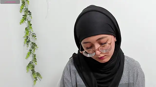 aysel elid online show from 01/08/25, 09:44