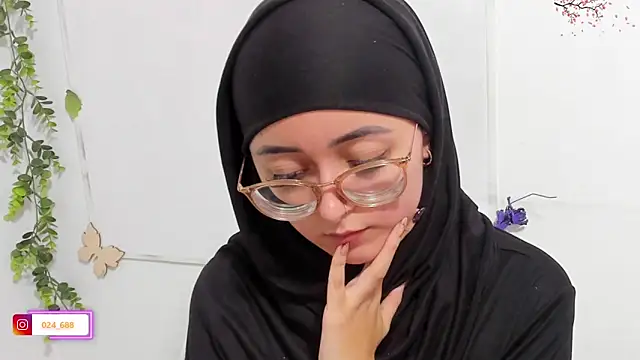 aysel elid online show from 09/10/25, 11:38