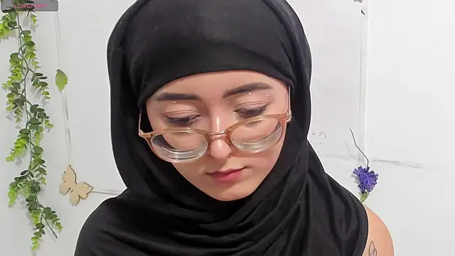 aysel elid online show from 10/28/25, 11:07