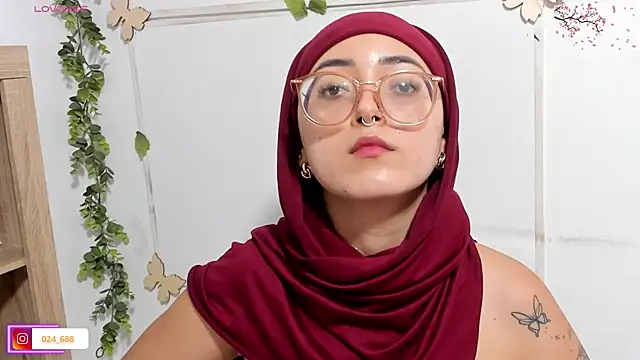 Snapshot of aysel_elid chatting on 07/11/26, 11:17 aysel elid online show from 07/11/26, 11:17