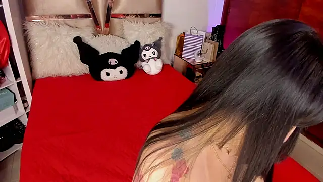 Nikole66  online show from 11/11/25, 02:44