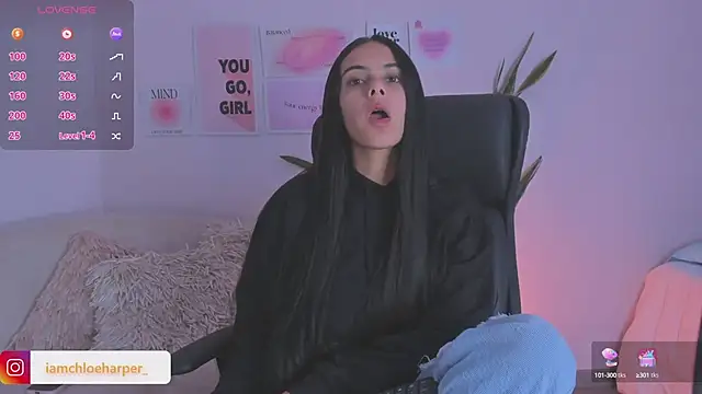 ChloeHarper  online show from 01/06/25, 12:13