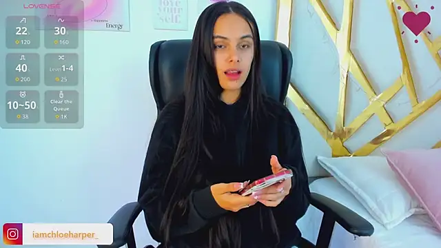 ChloeHarper  online show from 09/27/25, 12:21