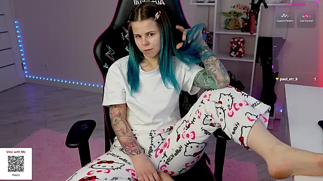 Latex Kitty online show from 02/16/26, 02:57