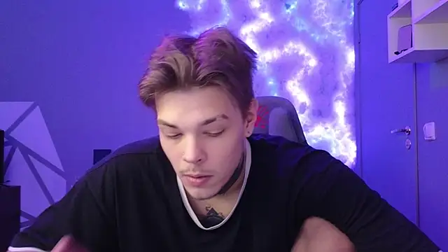 DENIS HERE online show from 12/09/24, 05:19