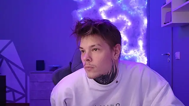 DENIS HERE online show from 12/11/24, 07:57