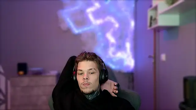 DENIS HERE online show from 12/14/24, 01:27