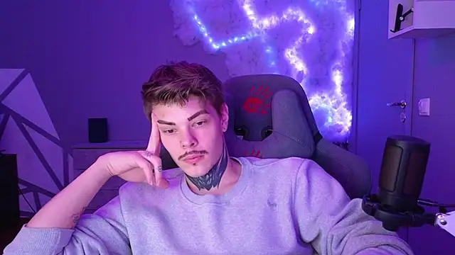 DENIS HERE online show from 12/20/24, 02:16