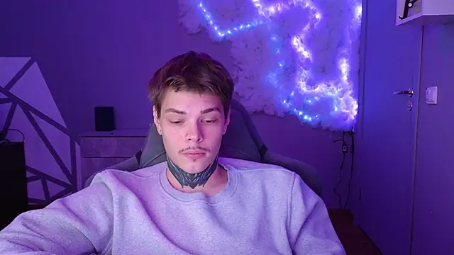 DENIS HERE online show from 12/24/24, 12:00