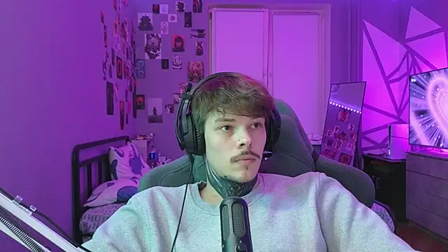 DENIS HERE online show from 02/12/25, 02:14