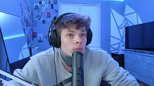 DENIS HERE online show from 03/16/25, 02:10