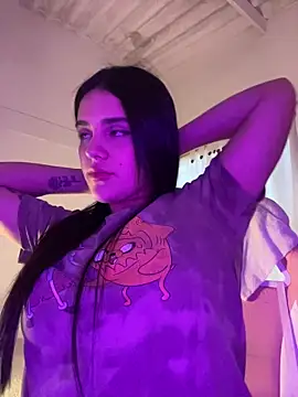 Snapshot of violet-333 chatting on 01/09/26, 03:37 violet-333 online show from 01/09/26, 03:37