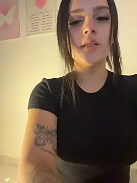 Snapshot of violet-333 chatting on 02/28/26, 06:09 violet-333 online show from 02/28/26, 06:09