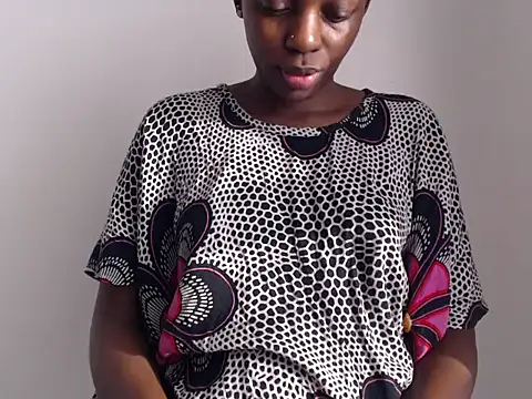 black   ghodess online show from 11/15/25, 03:48