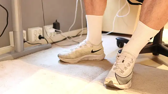 SneakerMaster  online show from 07/27/26, 06:53