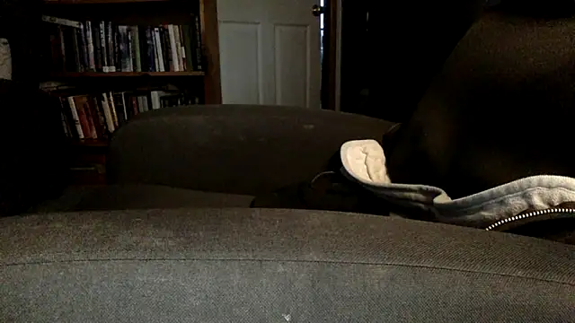 Thorandkitty online show from 12/18/25, 01:39