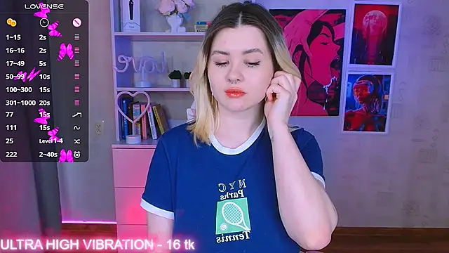 cutie mili online show from 02/28/25, 08:09