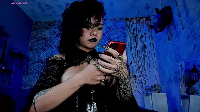 Snapshot of irregular_fetish_ chatting on 02/19/25, 02:12 irregular fetish online show from 02/19/25, 02:12