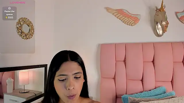 VeronikaOlsen online show from 01/08/25, 10:37