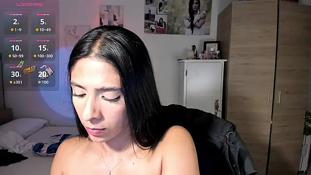 VeronikaOlsen online show from 10/19/25, 02:01