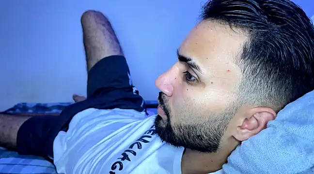 Dar milk online show from 02/18/25, 05:20