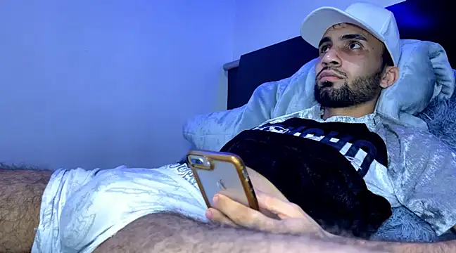 Dar milk online show from 03/18/25, 05:31