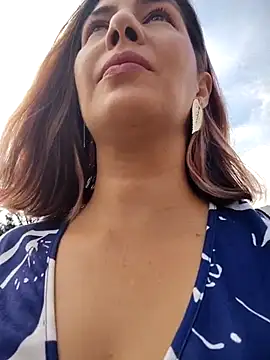 scarlett moore online show from 10/23/25, 02:16