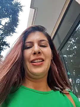 scarlett moore online show from 12/18/25, 03:18