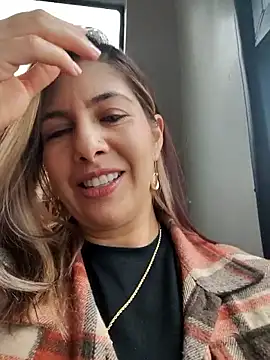 scarlett moore online show from 03/07/26, 03:42