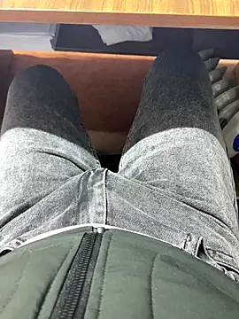 serch19 online show from 10/21/25, 08:59