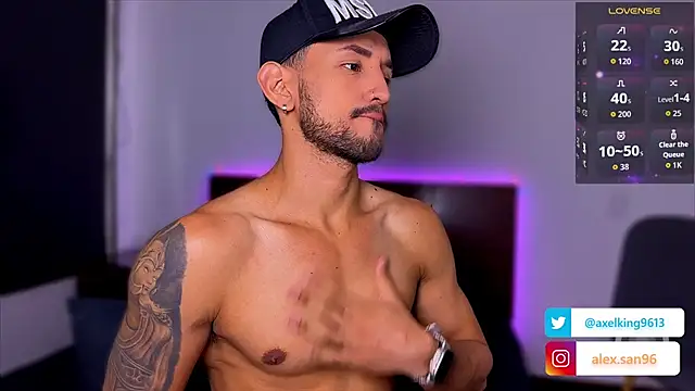 AxelKing1326 online show from 09/30/25, 08:03