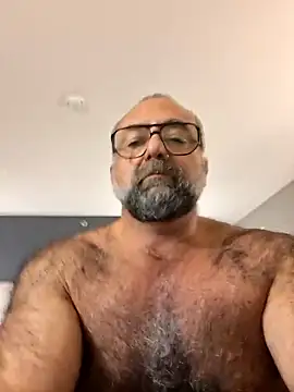 chainjulious online show from 09/15/25, 12:10