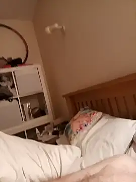 jonjoey123 online show from 12/12/24, 08:25