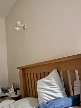 jonjoey123 online show from 12/17/25, 08:09