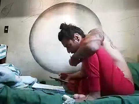 iirgastam3 online show from 01/31/25, 06:47