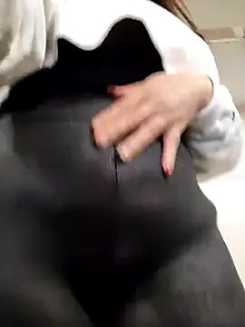 Snapshot of Mia_Novikov chatting on 02/03/25, 06:49 Mia Novikov online show from 02/03/25, 06:49